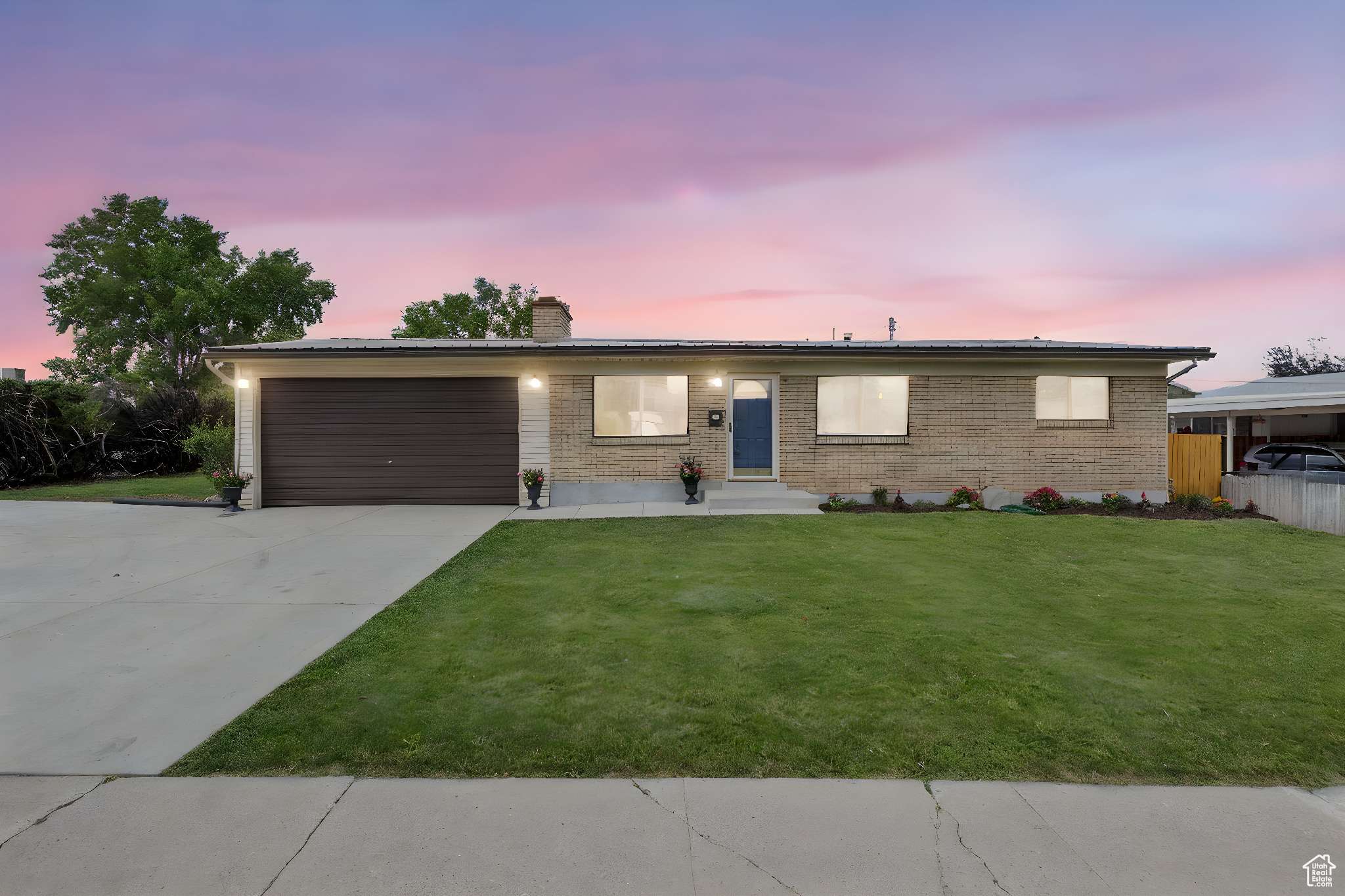 Taylorsville, UT 84129,1908 W CHAMPAGNE AVE