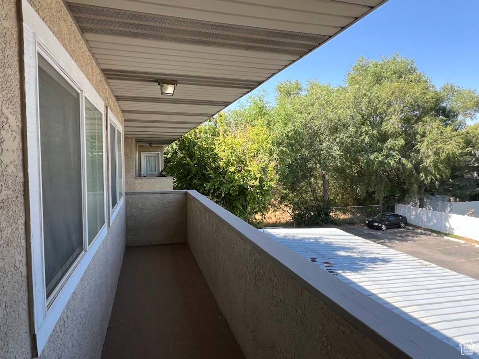 West Jordan, UT 84084,1809 W 7600 S #E303