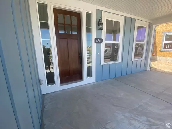 South Jordan, UT 84009,6511 W LAKE AVE