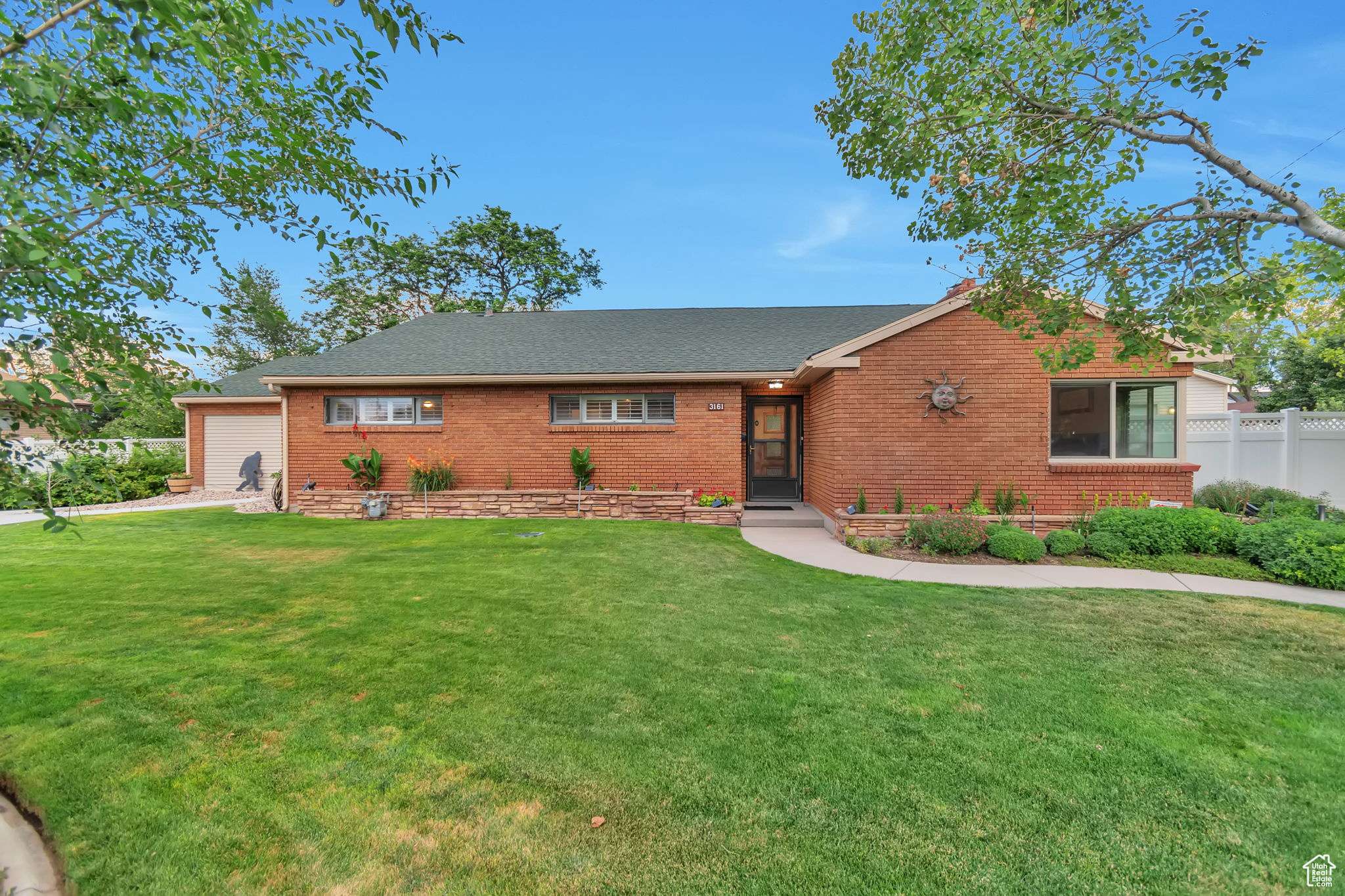Magna, UT 84044,3161 S 8520 W