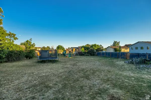 Layton, UT 84041,2115 W 1225 N