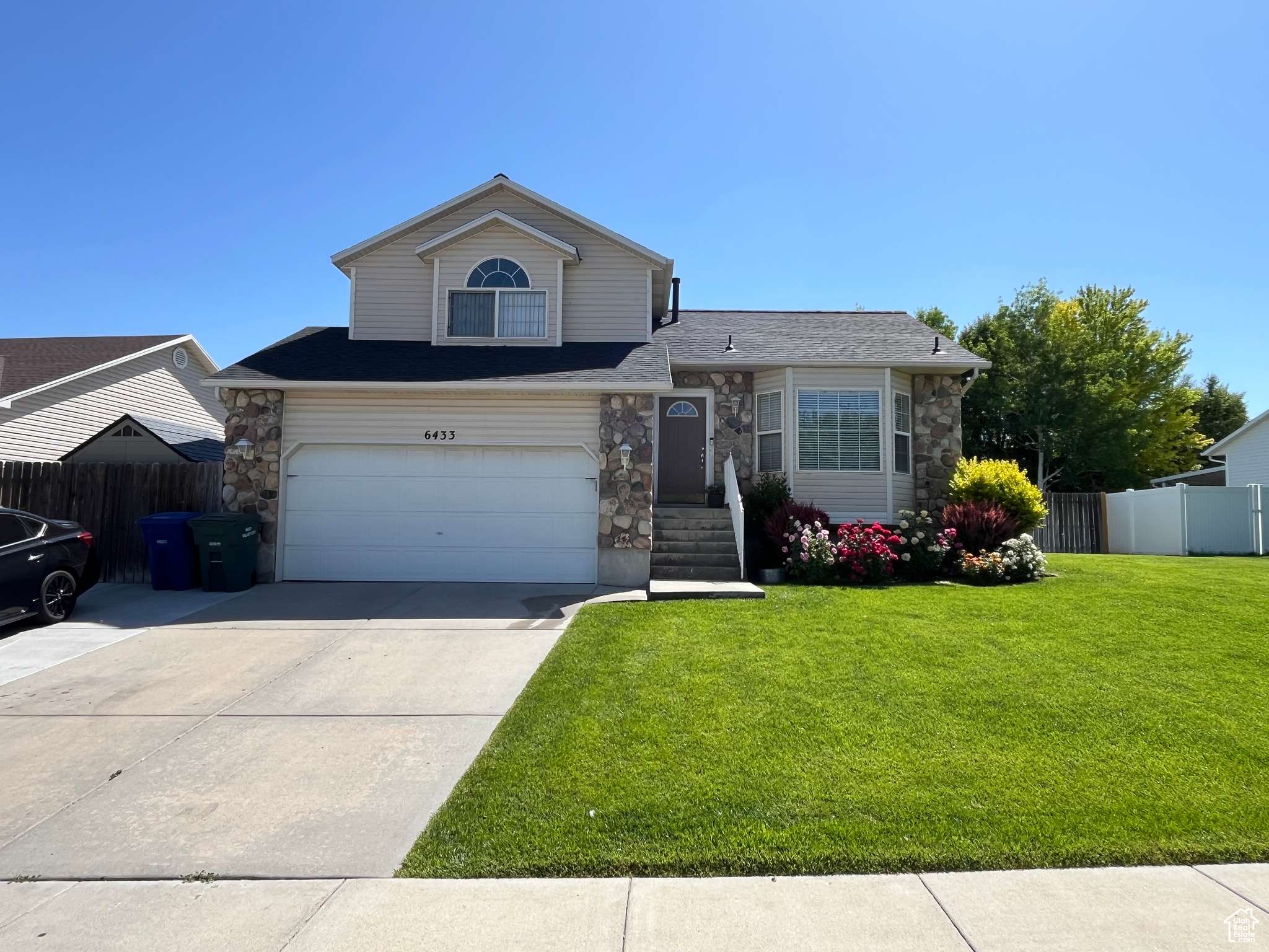 6433 S LAUREL CANYON DR W, Salt Lake City, UT 84118