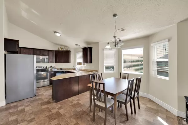 8264 S RESACA DR #K9, Sandy, UT 84070