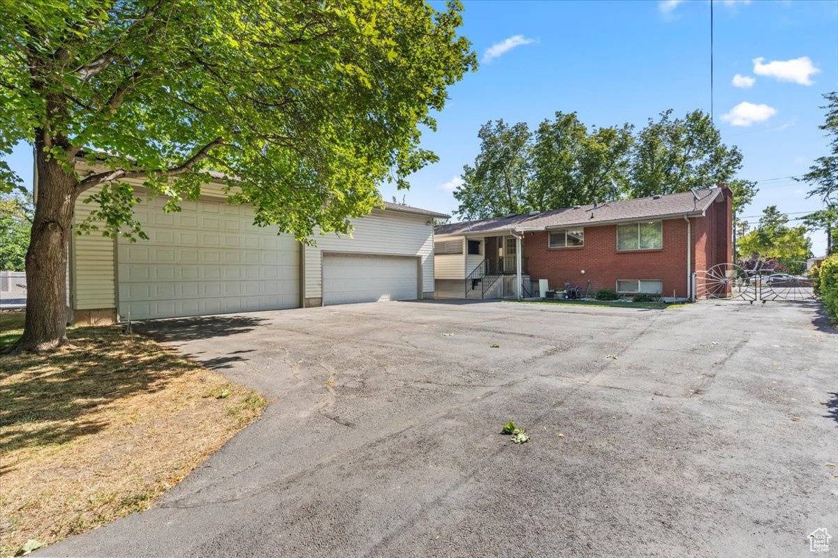 West Jordan, UT 84084,7738 S 2700 W