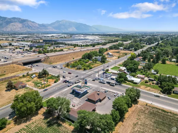 Farr West, UT 84404,2705 N 2000 W
