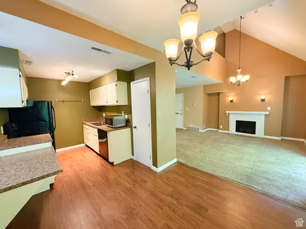 Logan, UT 84321,165 E 100 N #F