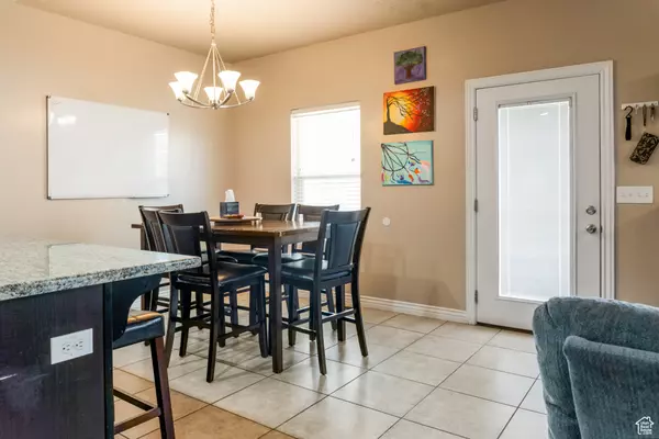 Vernal, UT 84078,373 E 535 S