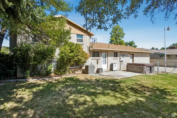 West Jordan, UT 84084,6924 S 2160 W
