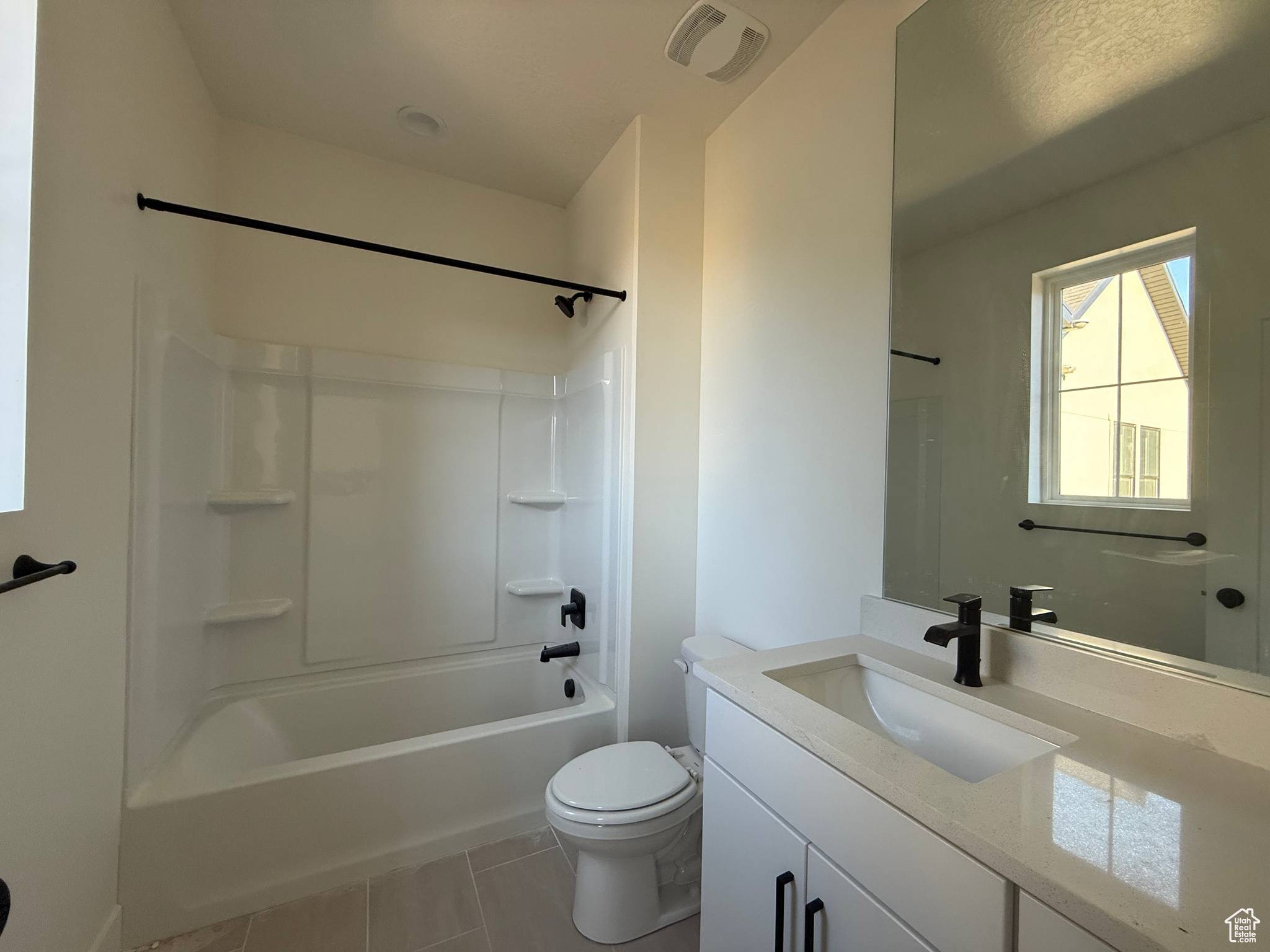 West Jordan, UT 84081,6992 W TERRAIN RD S #150