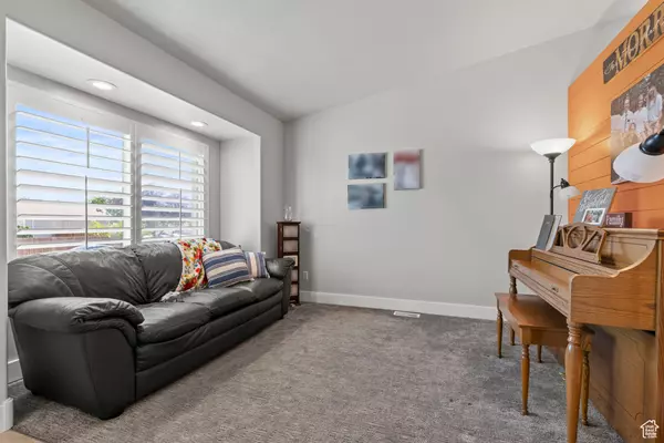 Clinton, UT 84015,2256 W 1680 N