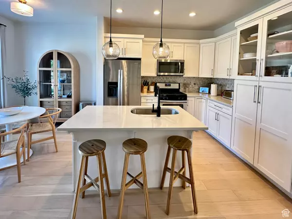 Vineyard, UT 84059,214 W WHITEWATER DR