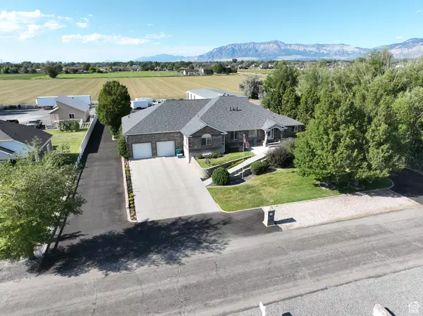 Hooper, UT 84315,5160 W 5725 S