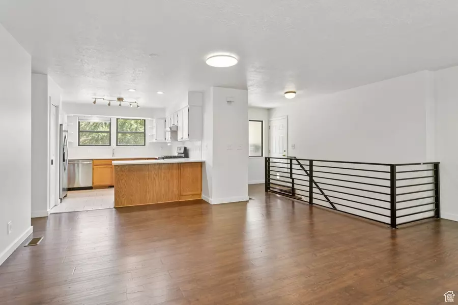 235 E 7615 S, Midvale, UT 84047
