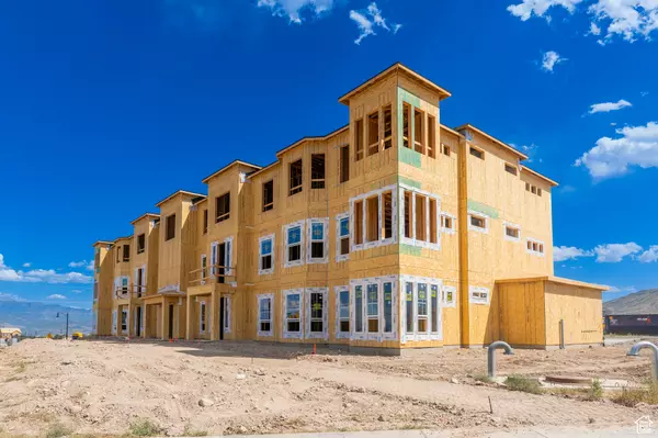 6454 W PINNACLE PEAK LN #E301, Herriman, UT 84096