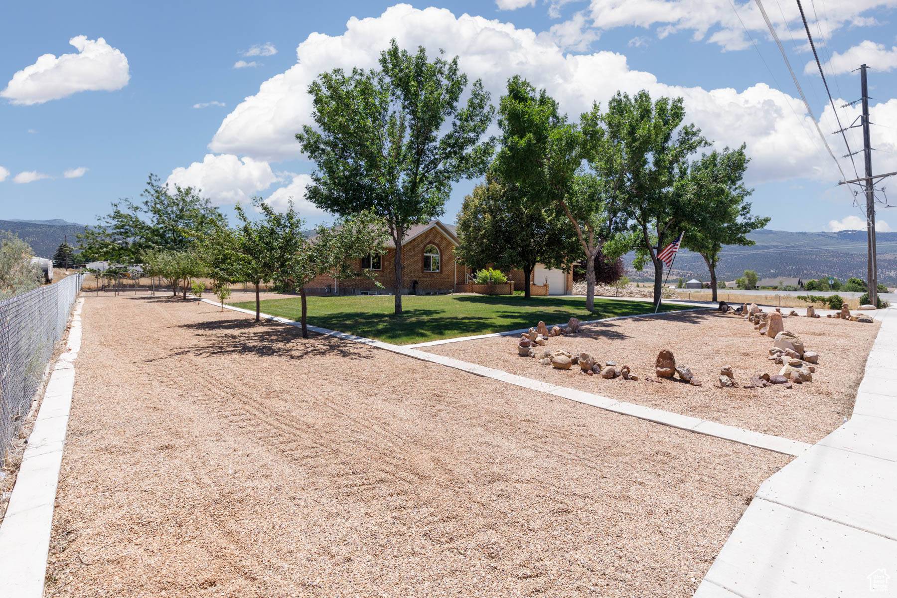 Ephraim, UT 84627,805 S 300 E