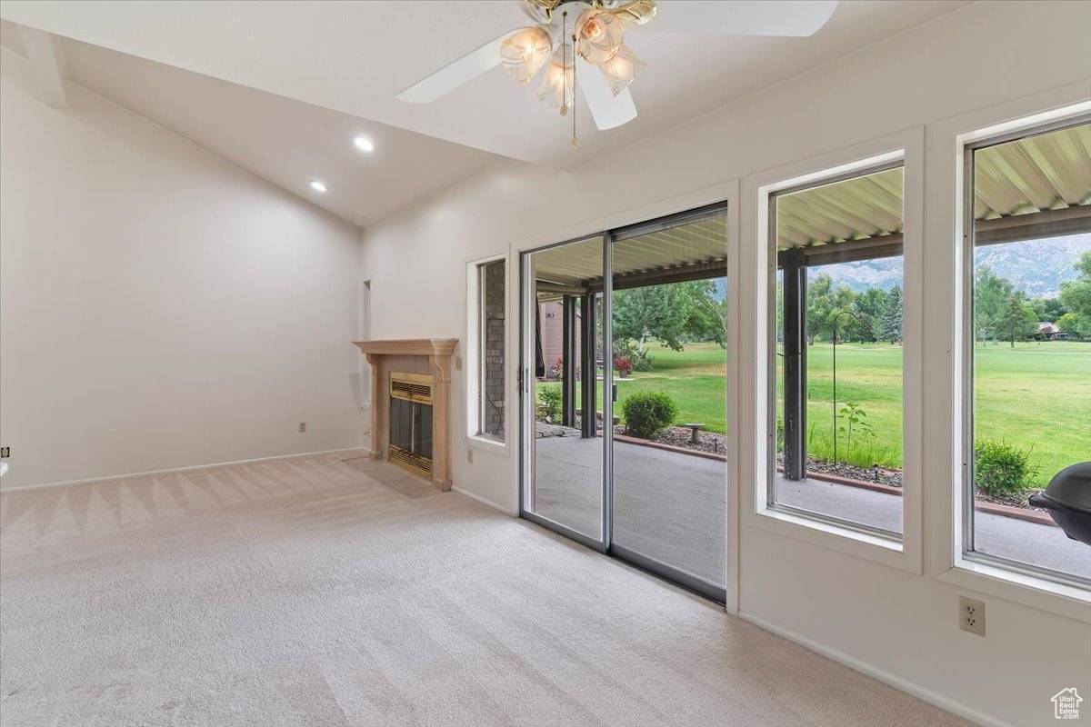 Pleasant View, UT 84414,69 WHITE BARN DR
