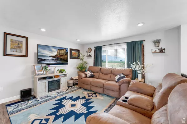 West Haven, UT 84401,2869 S 2700 W