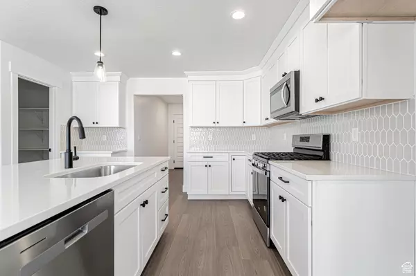 Lehi, UT 84043,1017 N 3620 W #266