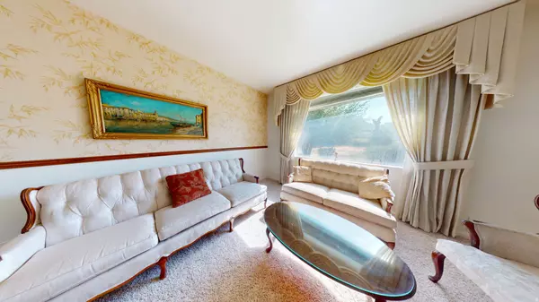 Helper, UT 84526,57 C ST