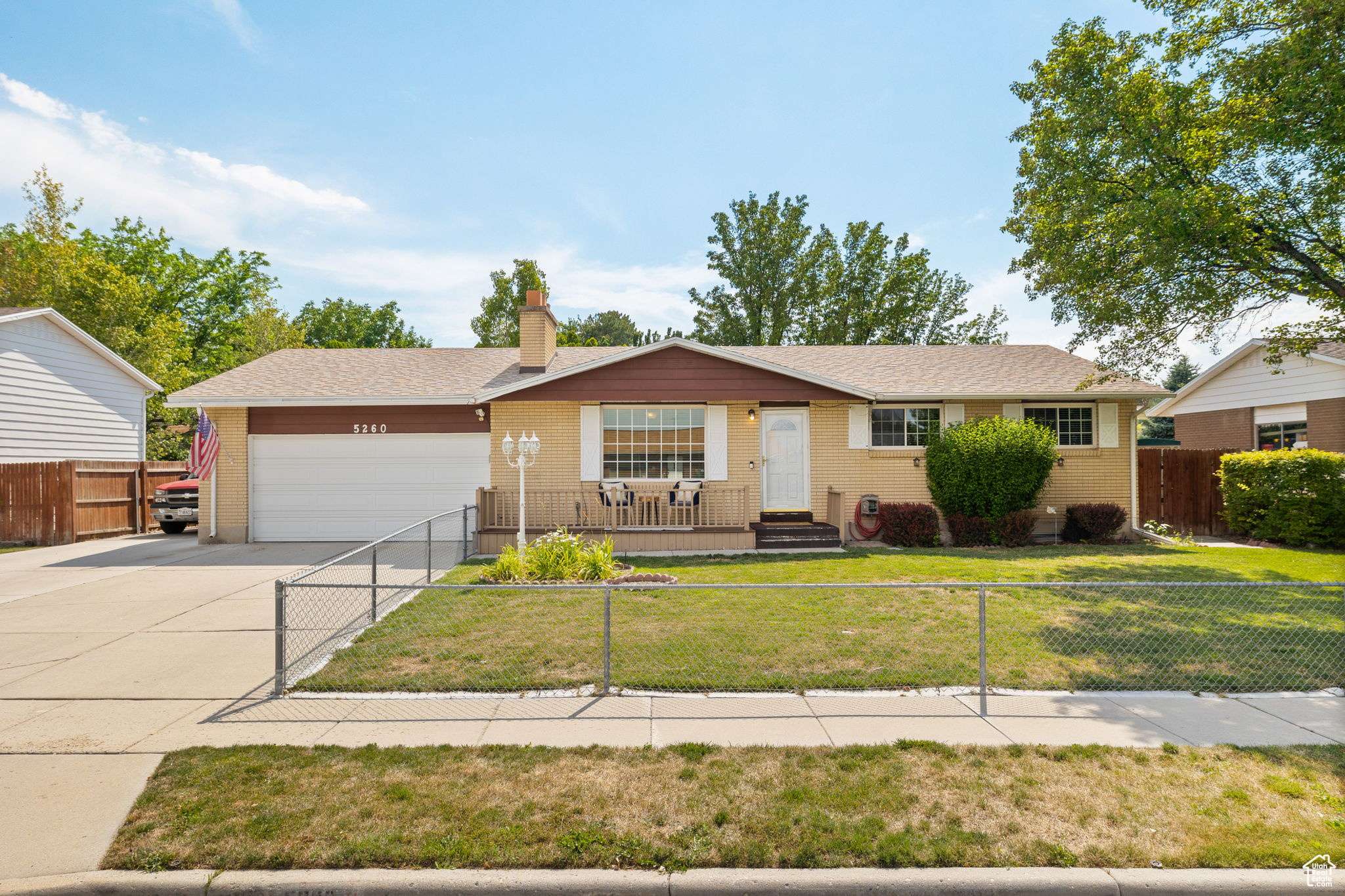 5260 KINGSWOODS DR, Taylorsville, UT 84129