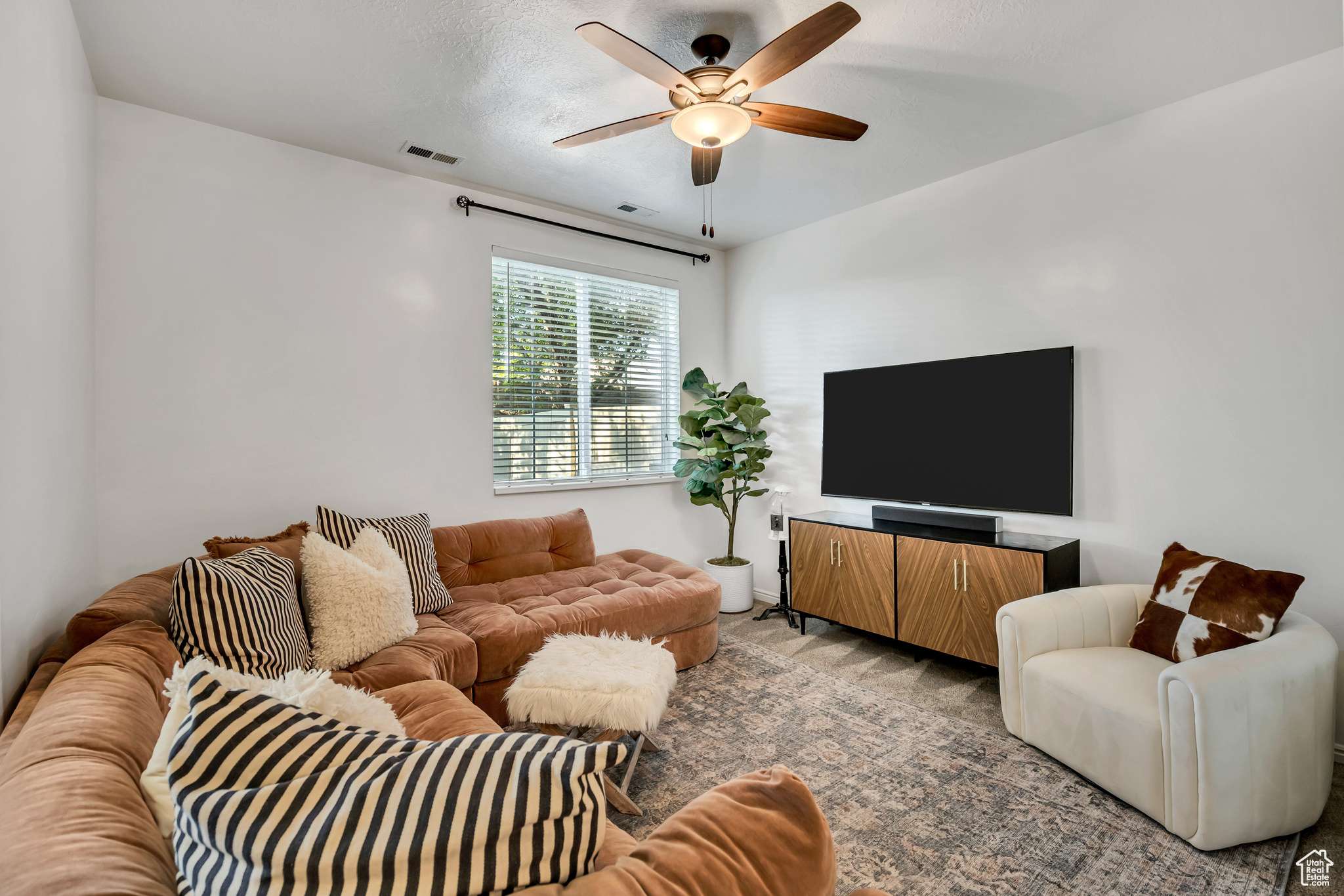 North Salt Lake, UT 84054,858 W HALSTEAD DR N