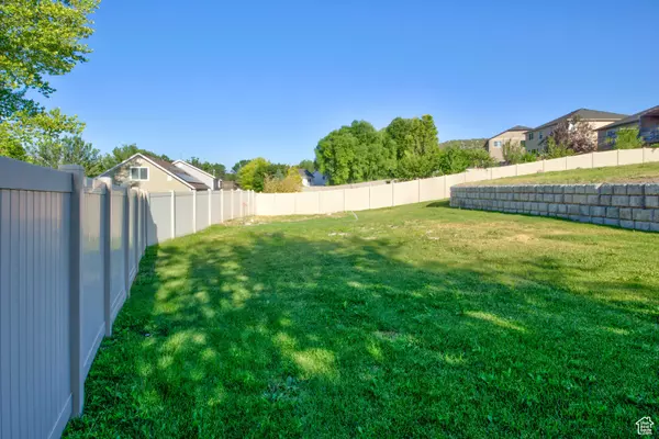Eagle Mountain, UT 84005,3063 E SANDPIPER RD N