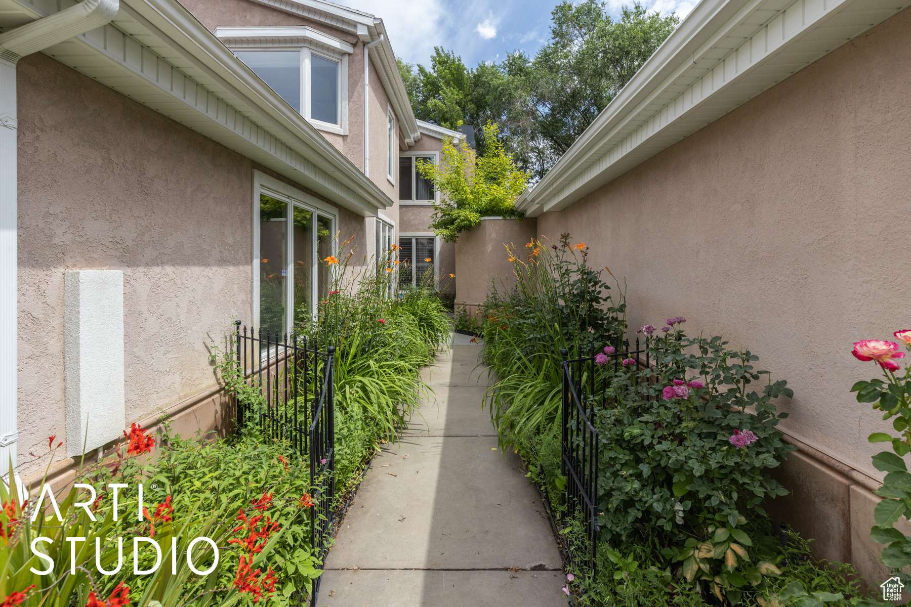 South Ogden, UT 84403,1314 E 5250 S