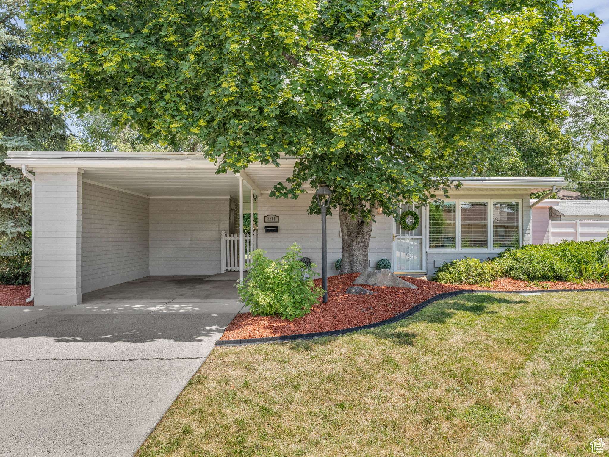 8501 S 1475 E, Sandy, UT 84093