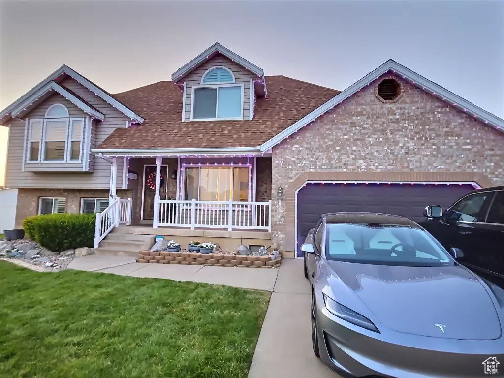 Syracuse, UT 84075,1466 EARL CIR