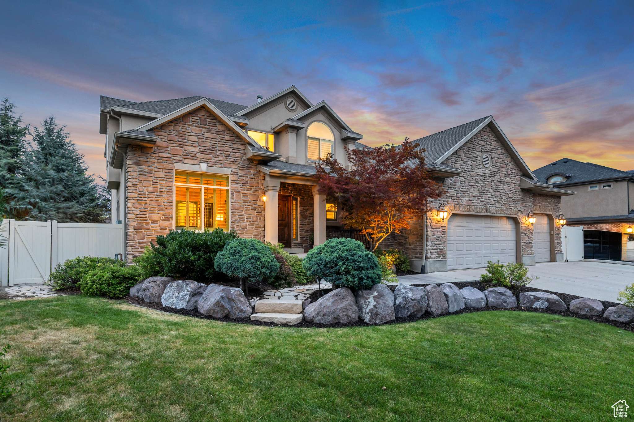 South Jordan, UT 84095,11093 S ALTA CREST DR