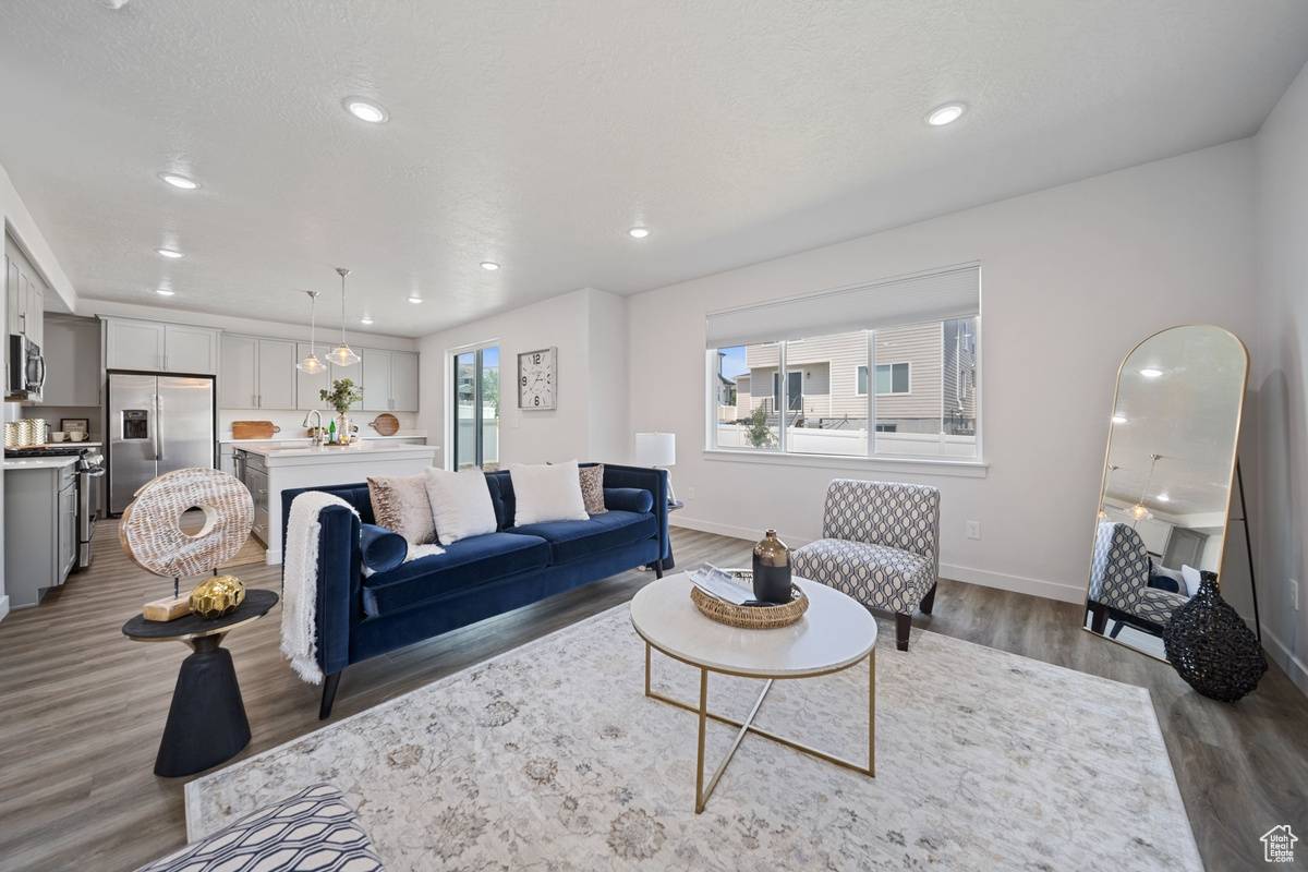 Saratoga Springs, UT 84045,736 W BLUE VIOLET DR