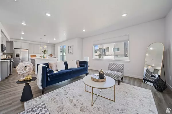 Saratoga Springs, UT 84045,736 W BLUE VIOLET DR