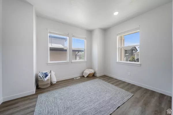Saratoga Springs, UT 84045,736 W BLUE VIOLET DR
