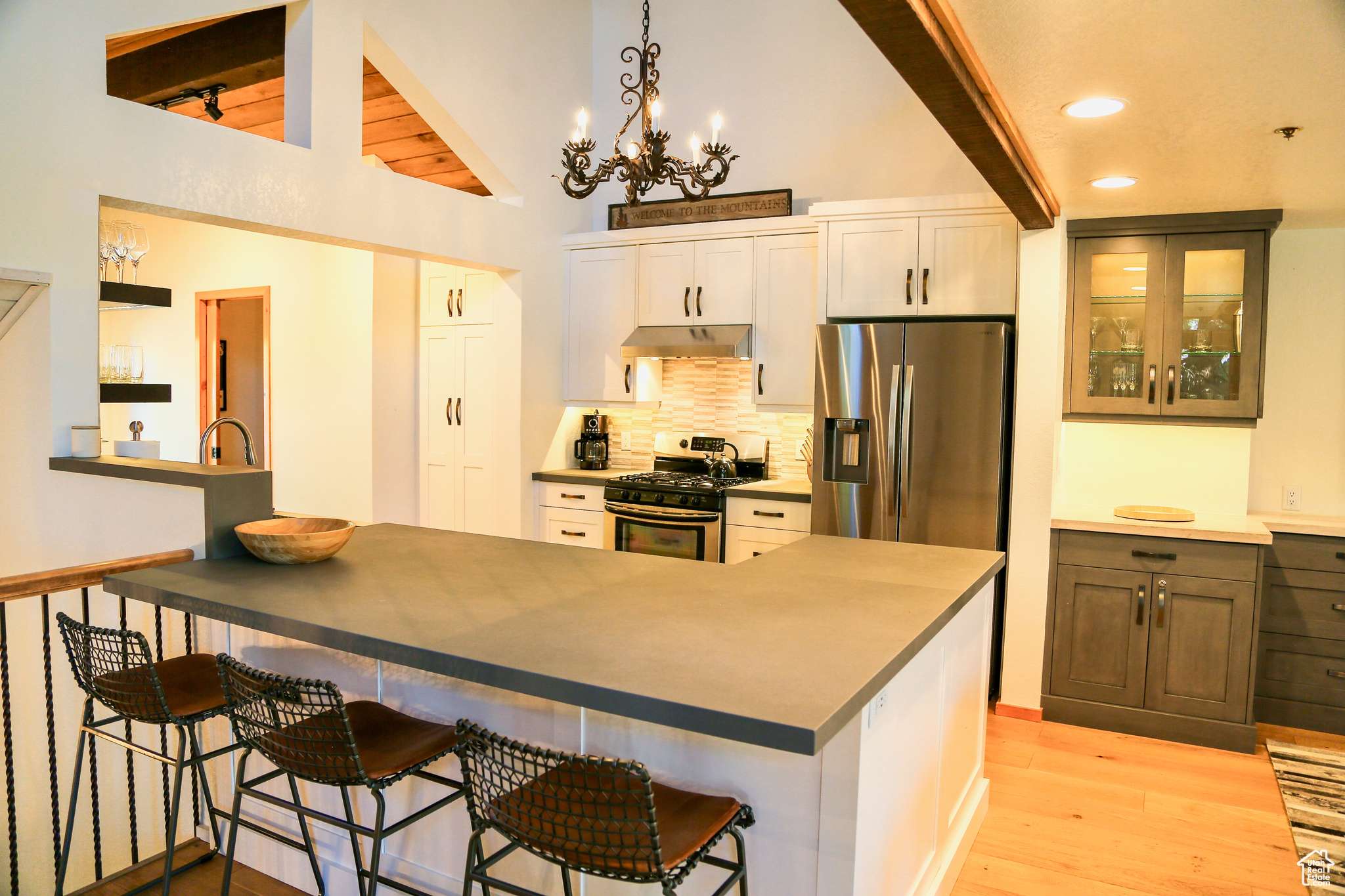 Park City, UT 84060,8005 RIDGEPOINT DR #109
