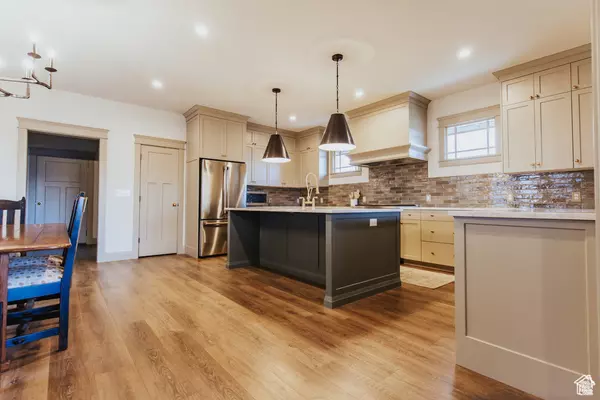 Vineyard, UT 84059,17 W STILLWATER ST S #150