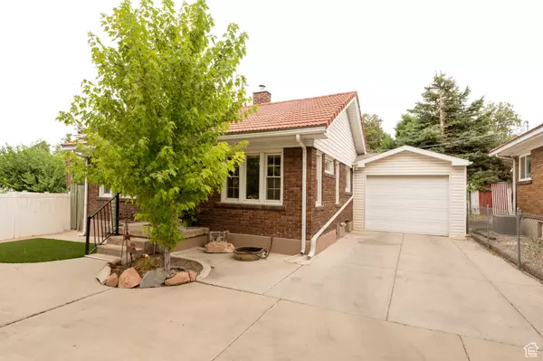 Salt Lake City, UT 84102,1243 E COLONIAL PL