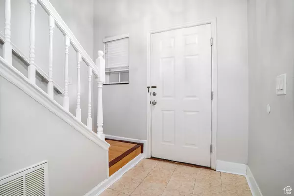 West Valley City, UT 84119,2414 S SHADY RED CT W
