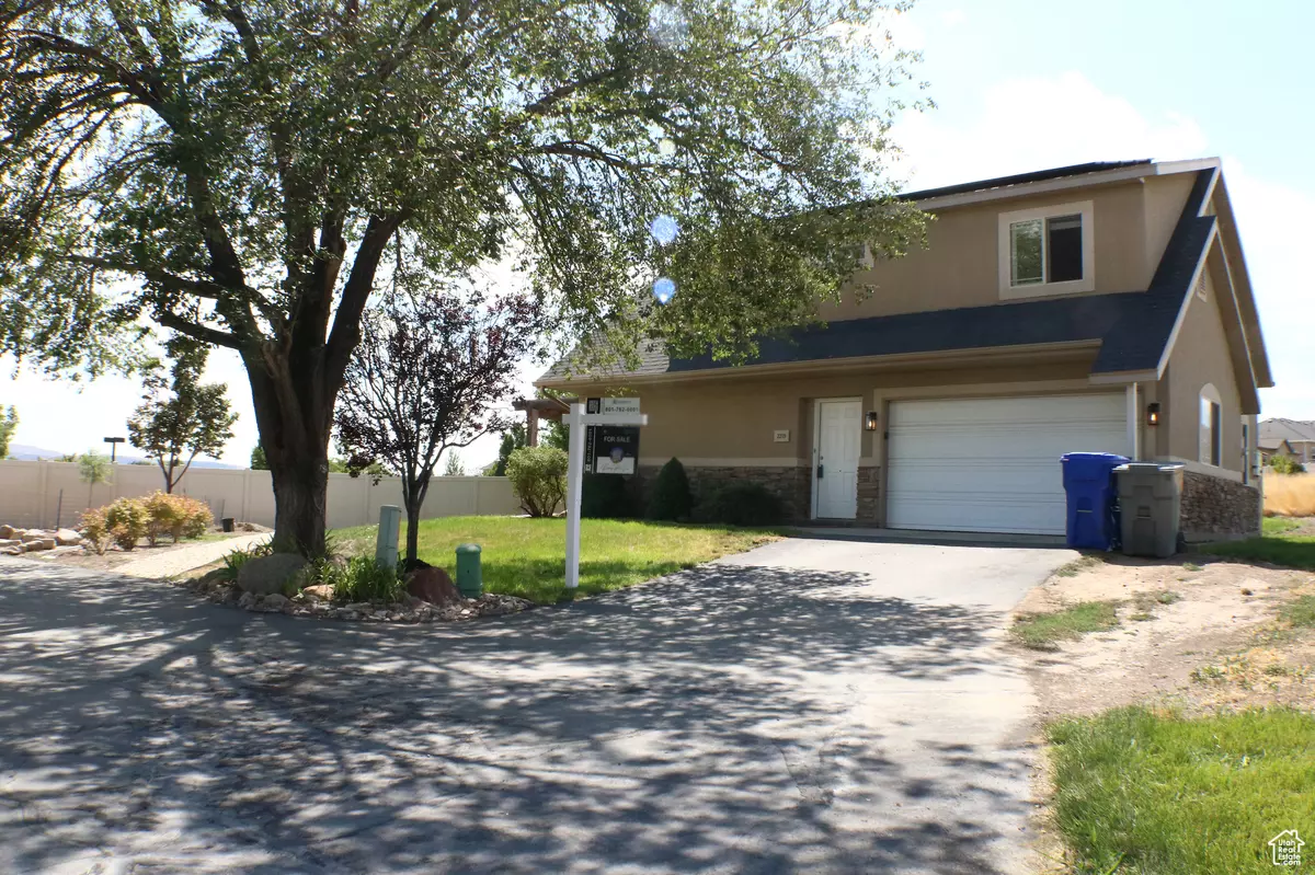 Saratoga Springs, UT 84045,2219 N ORCHARD WAY