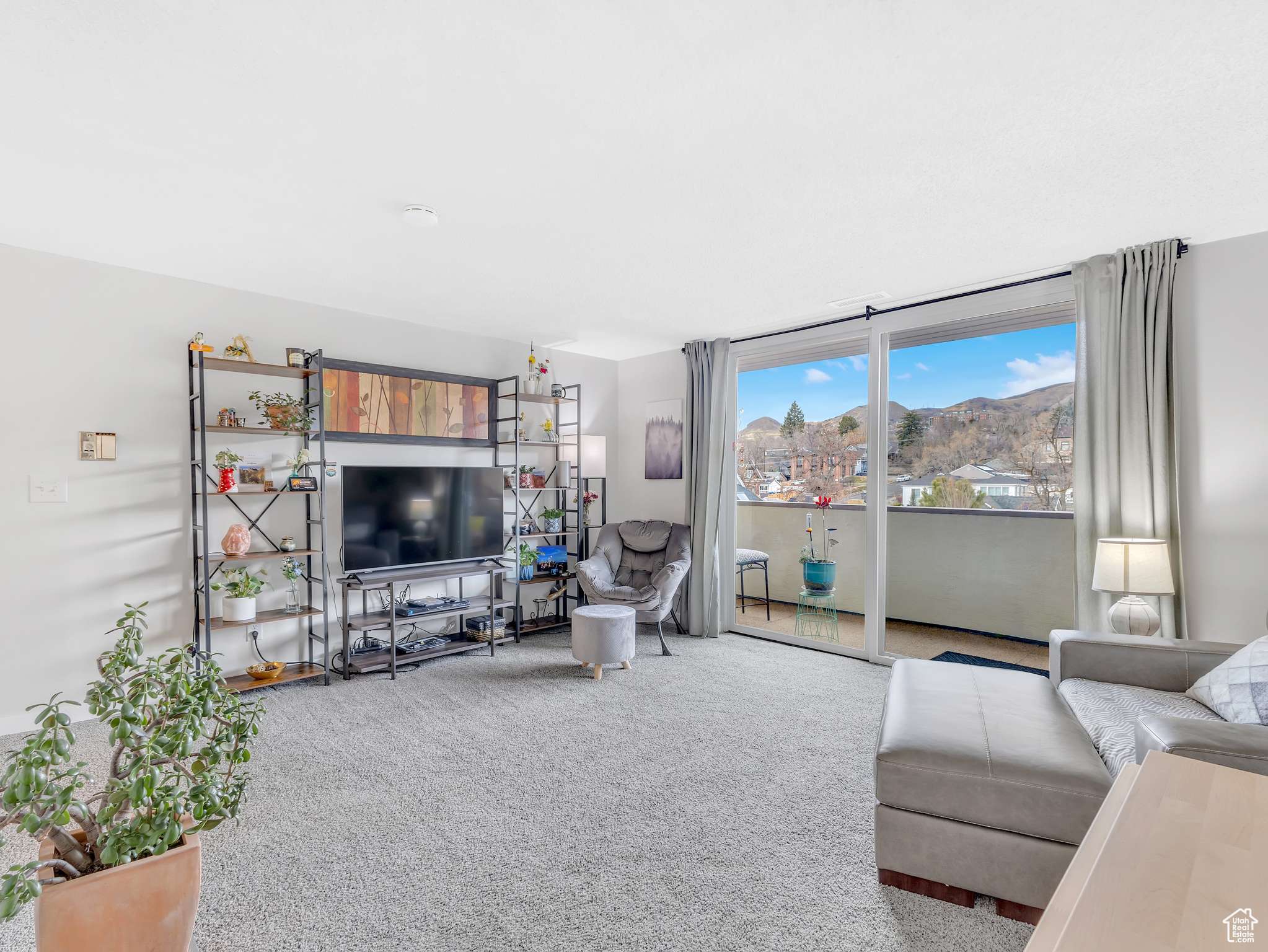 Salt Lake City, UT 84103,521 E 5TH AVE #605