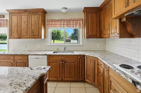 Newton, UT 84327,35 S 100 W