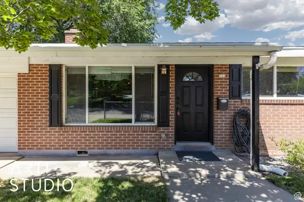 Clearfield, UT 84015,522 N VICKIE LN
