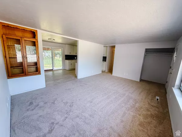 Ogden, UT 84404,749 12TH ST
