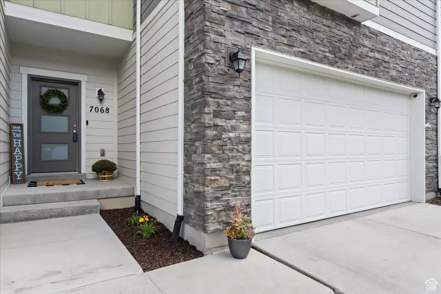 7068 N MOUNTAIN FIELD DR, Eagle Mountain, UT 84005