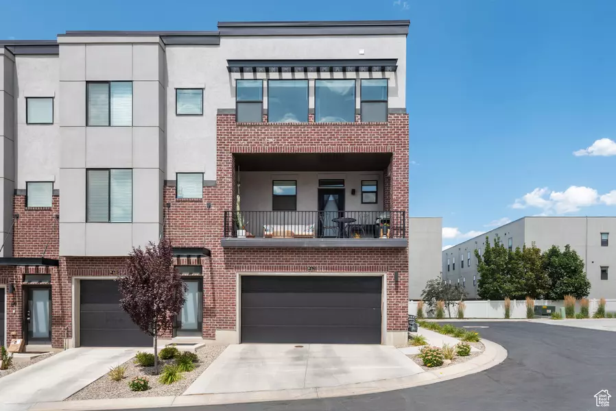 25 E CENTER ST #67, North Salt Lake, UT 84054