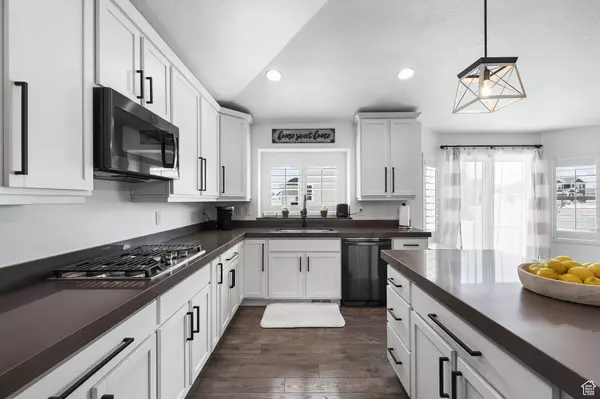 West Jordan, UT 84081,8339 S ALLISON BEND DR