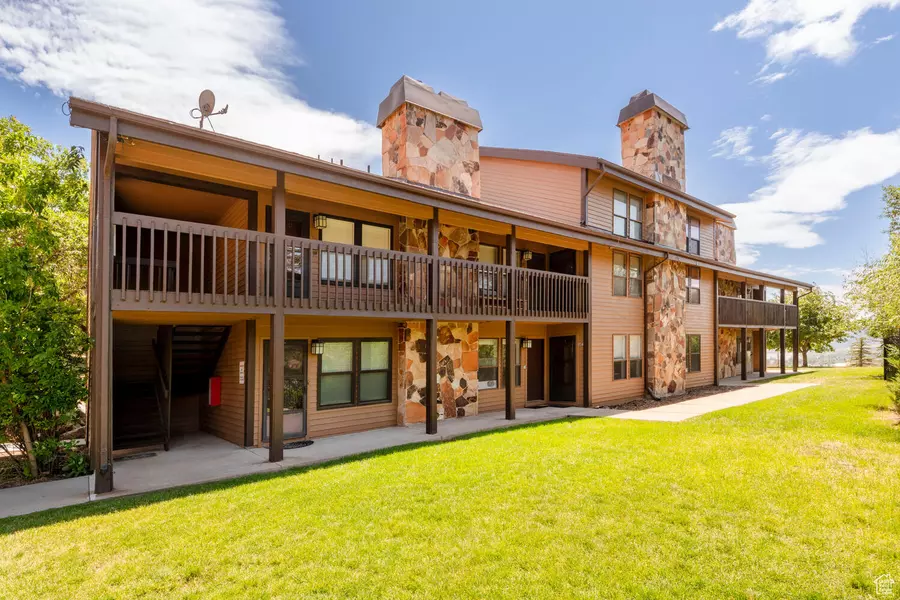 3615 N WOLF LODGE DR #105 #105, Eden, UT 84310