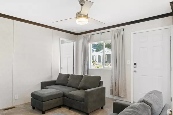 Layton, UT 84041,65 SUNSET DR