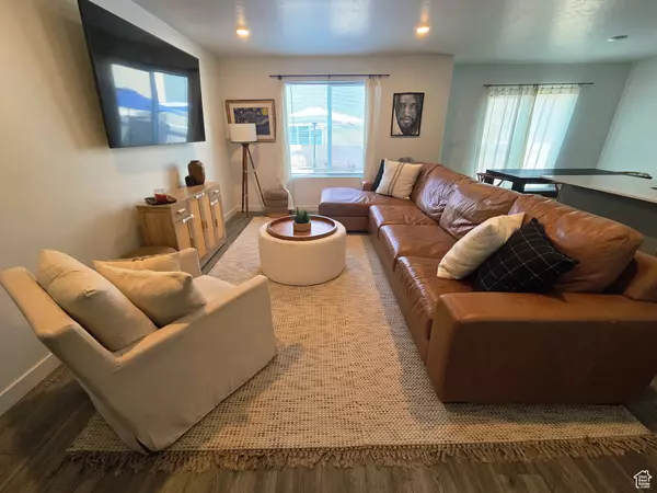 Saratoga Springs, UT 84045,511 N HELMSMAN LN
