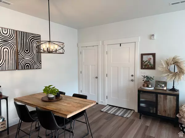 Riverton, UT 84096,13526 S POOLE W #D204