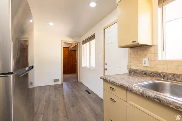 Clearfield, UT 84015,478 N 200 W